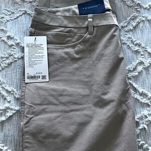 lululemon athletica Men's Chinos in Taupe
